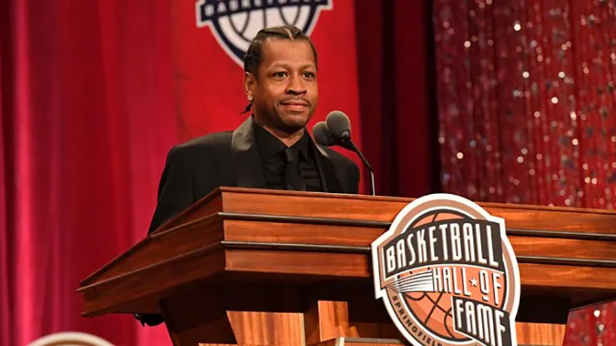 「神へ捧げたクロスオーバー」アイバーソンがマイケル・ジョーダンに抱いたリスペクト